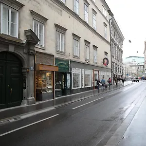Heart Of - Wien